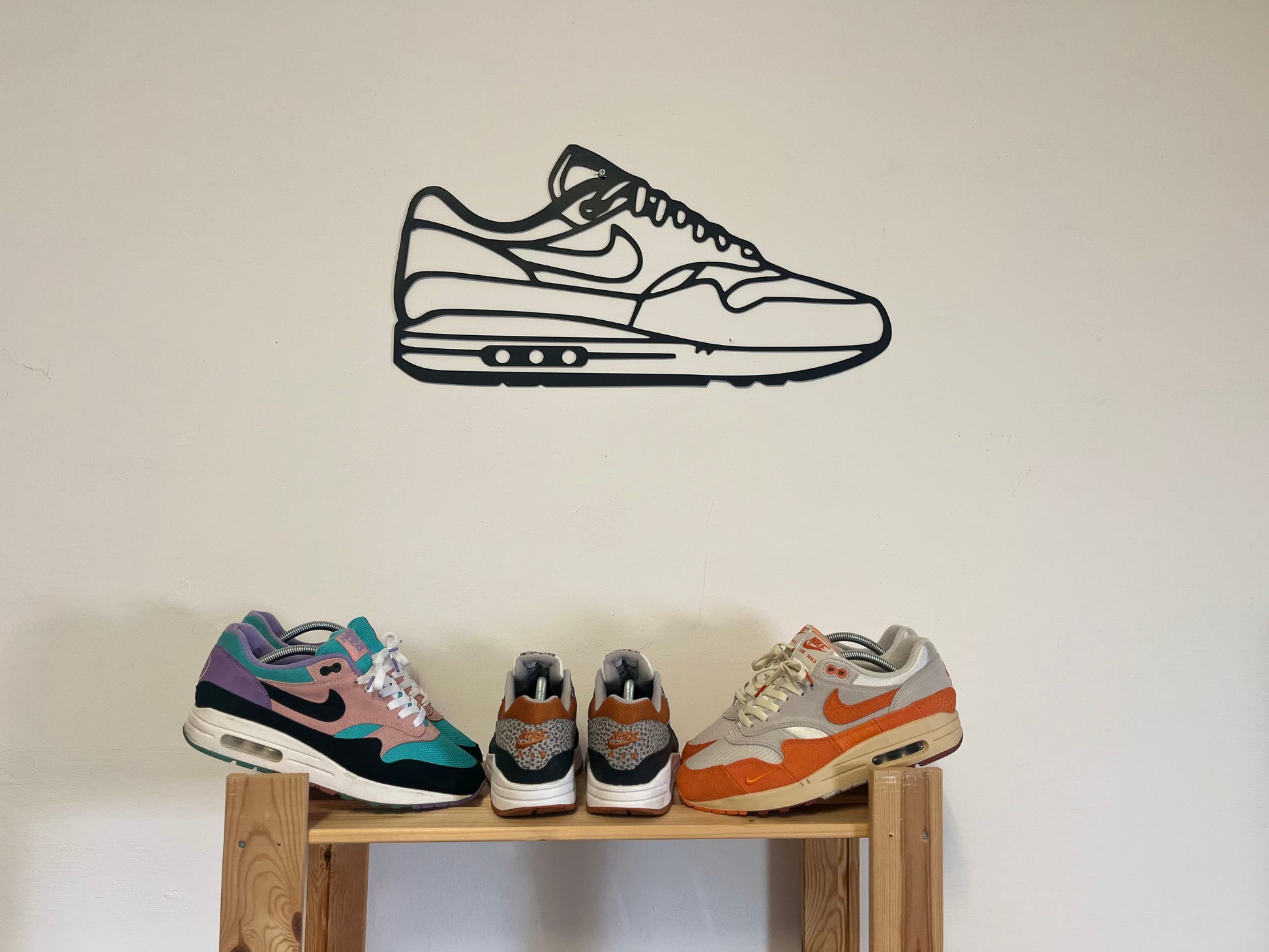 Sneaker Wall Art - Nike Air Max 1 Silouhette