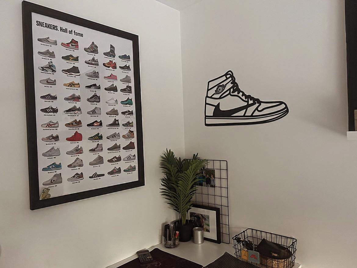 Sneaker Wall Art - Nike Air Jordan 1 x Travis Scott Silouhette